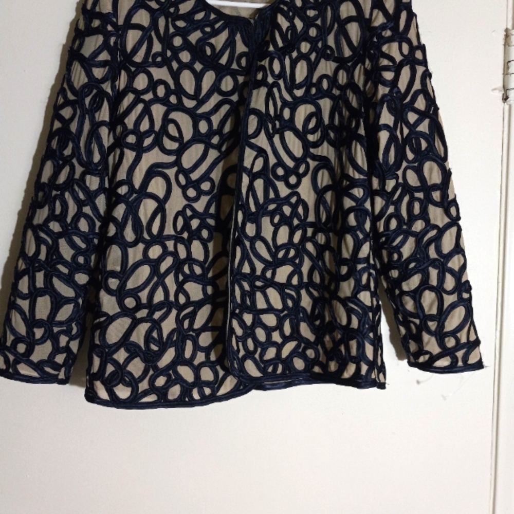 Jacket - Picture 4 of 5